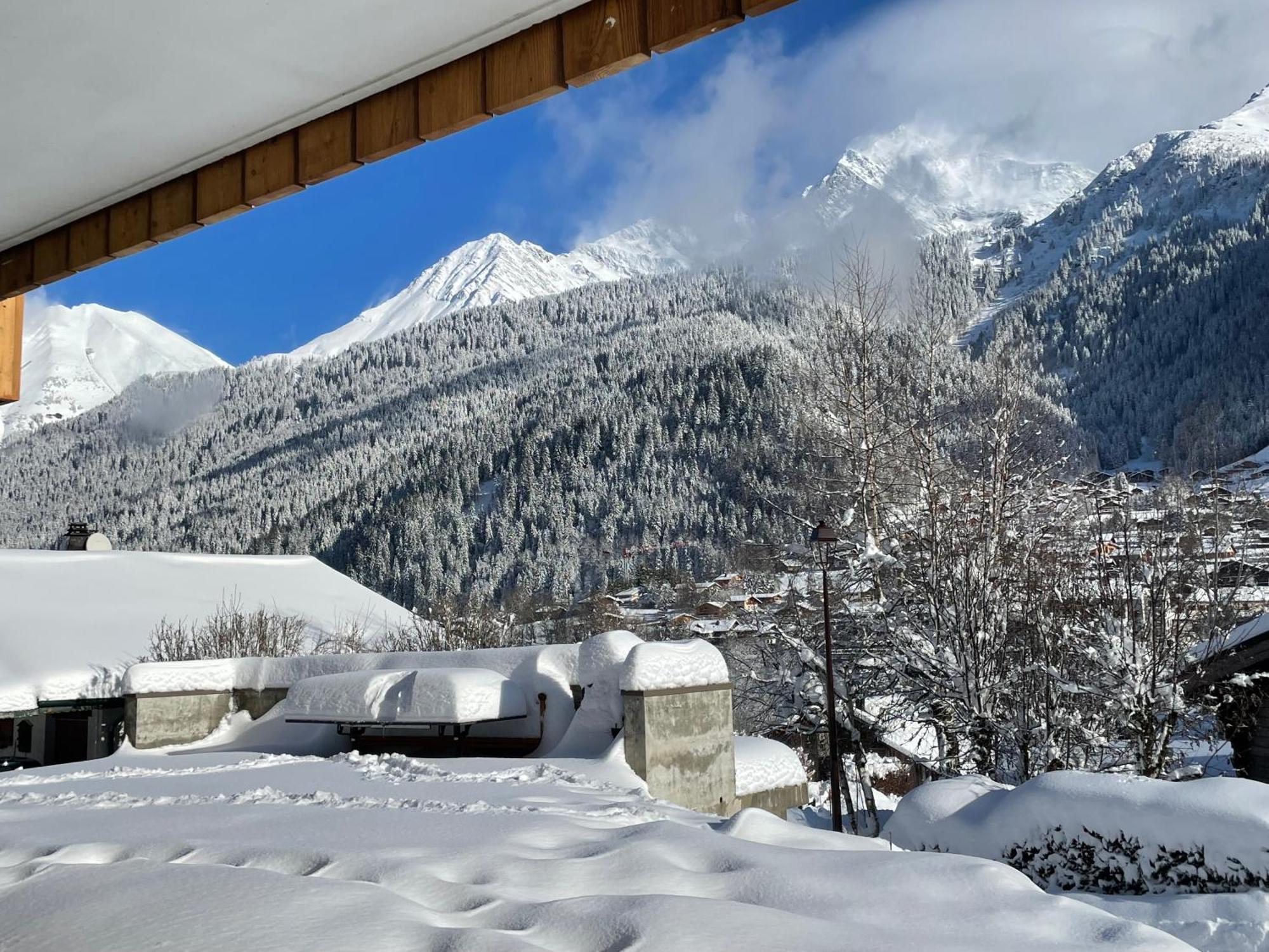 Chalet Cristal II لي كونتامين مونتجوا المظهر الخارجي الصورة